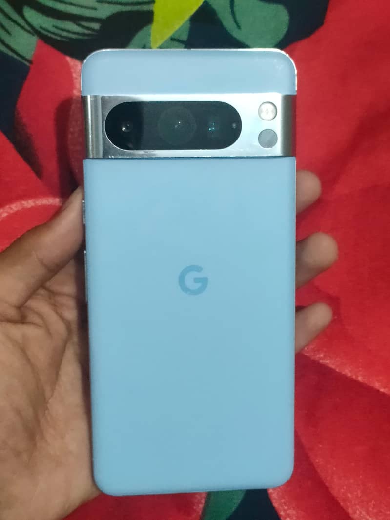 Google Pixel 8 Pro 3