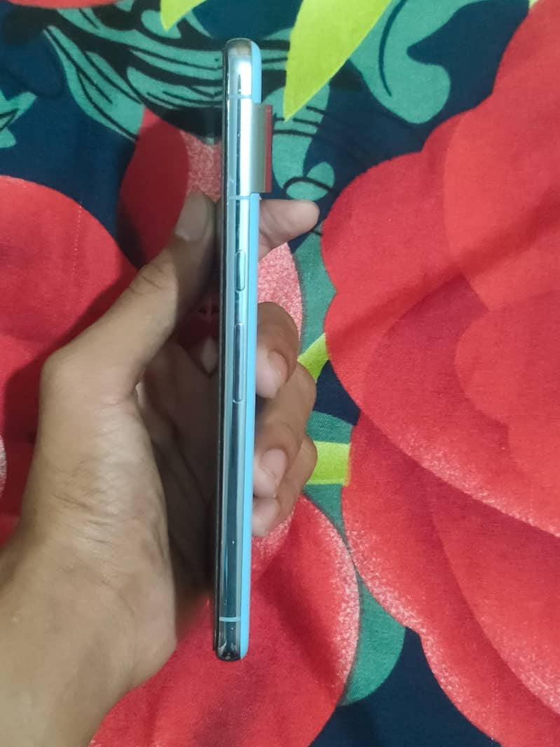 Google Pixel 8 Pro 5