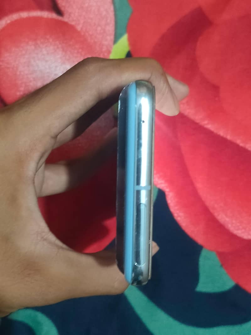 Google Pixel 8 Pro 6