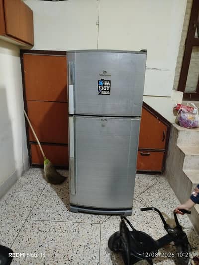 dowlance fridge medium size