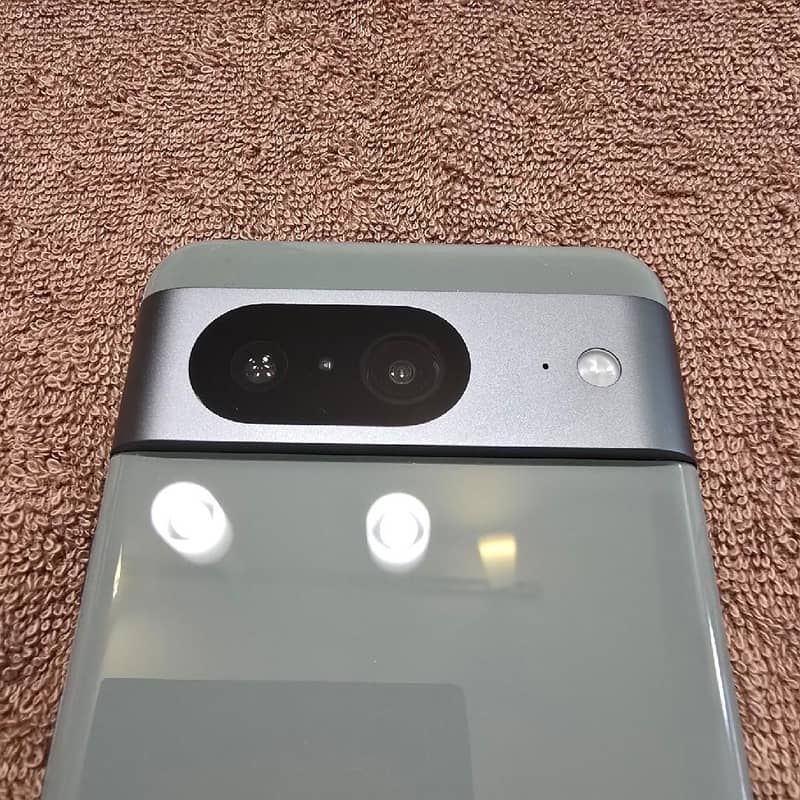Google Pixel 8 1