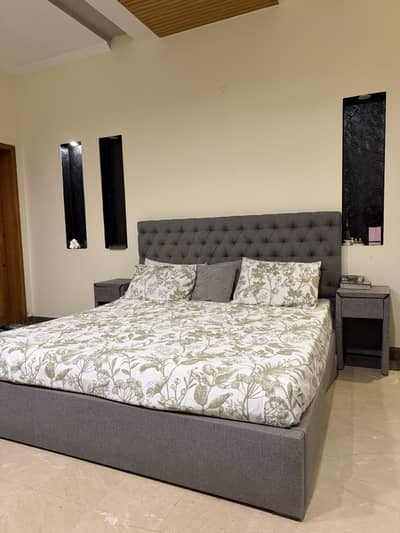 King Bed
