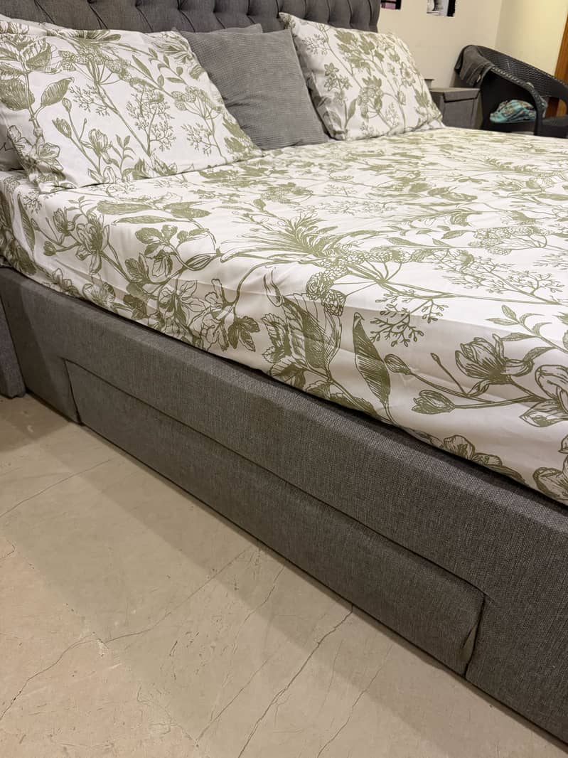 King Bed 5