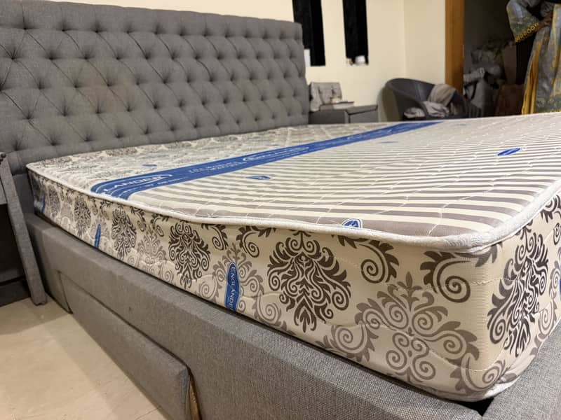 King Bed 13