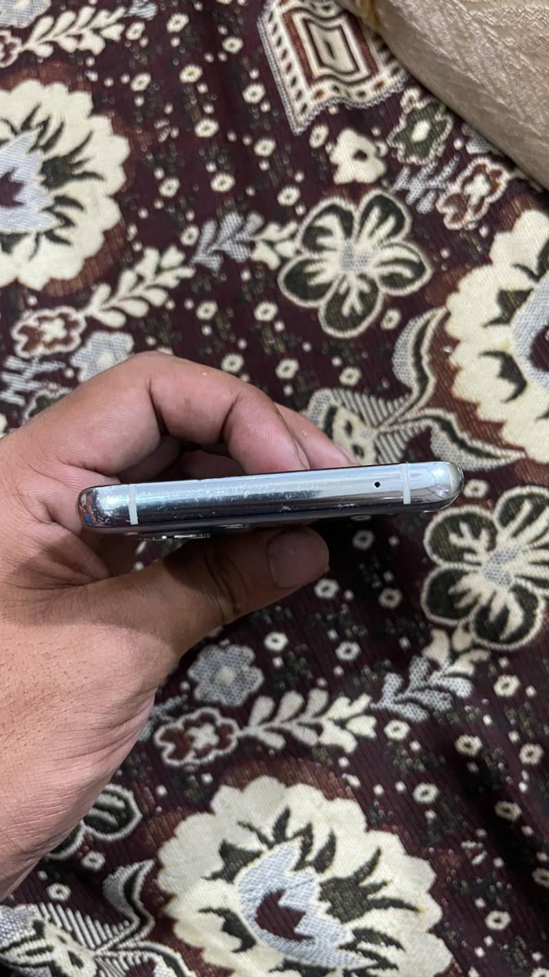 One Plus 9 Pro 4