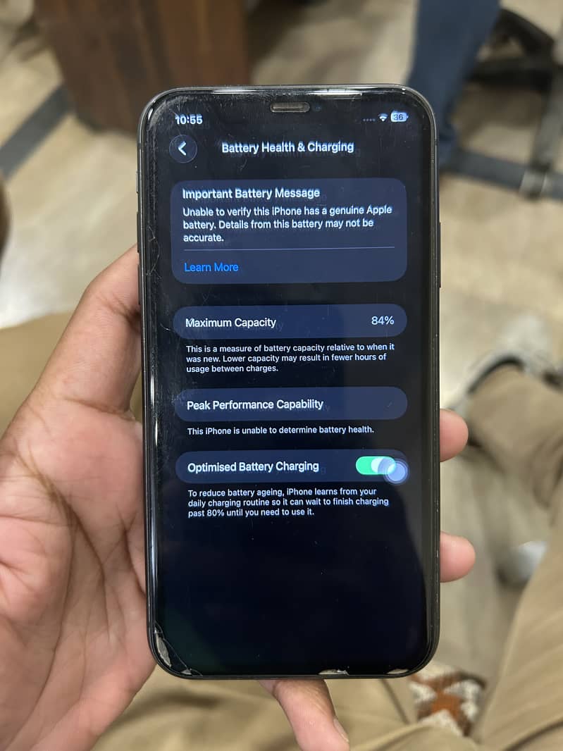 Apple iPhone 11 4