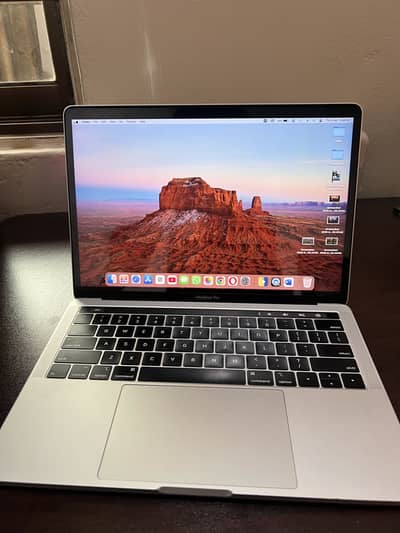 Macbook Pro 2019, 13.3 inch, New