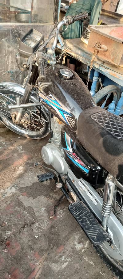 Honda 125 2011 model 13 Registration Sound Kmal ka