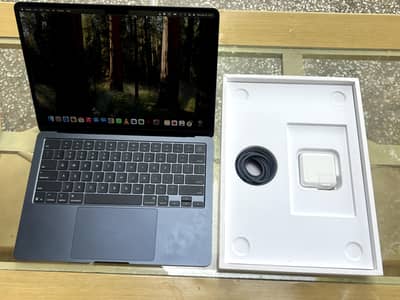 Apple MacBook Air M4 13-inch – 16GB / 256GB