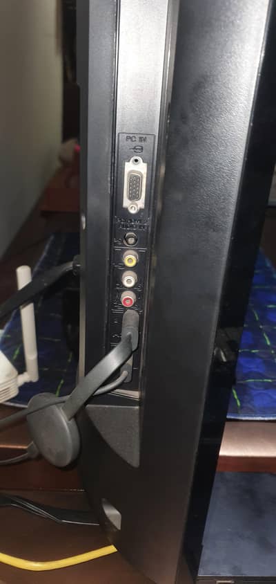 Sony KLV-40" Multi System LCD TV