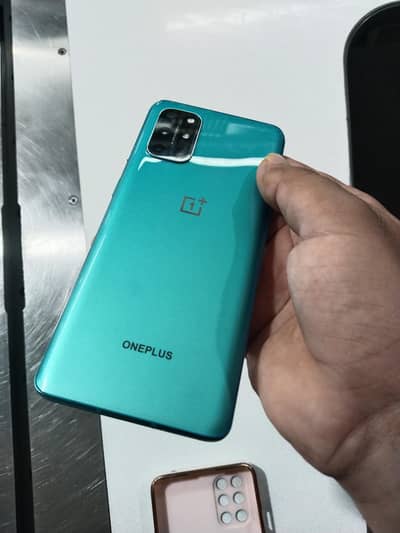 One Plus 8T  12GB 256GB