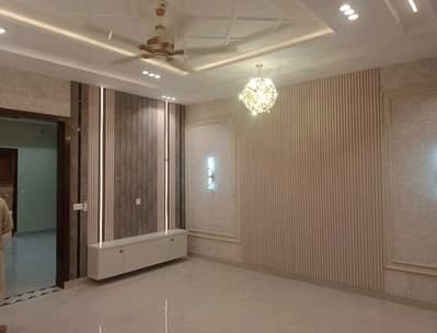 House Of 5 Marla Is Available For sale In Bahria Town - Sector C, Lahore