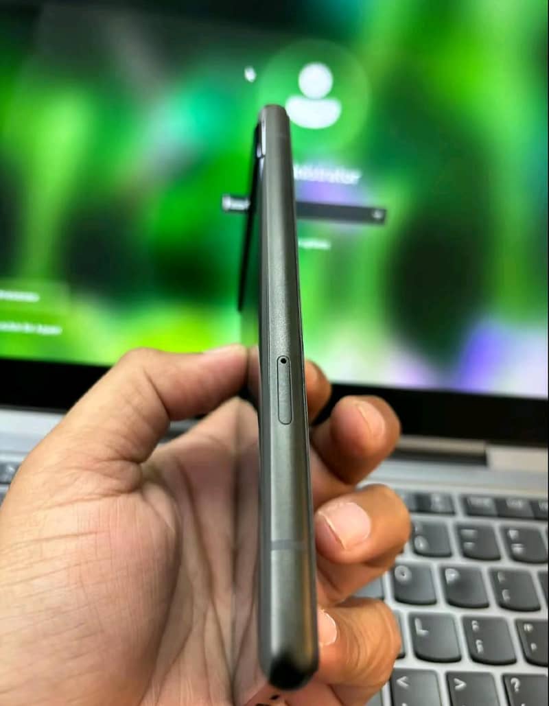 Google Pixel 6a 1