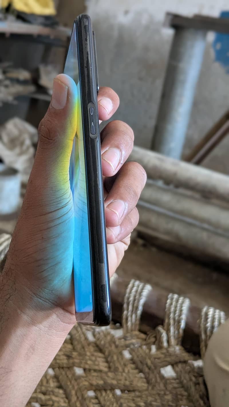 OPPO A54 4