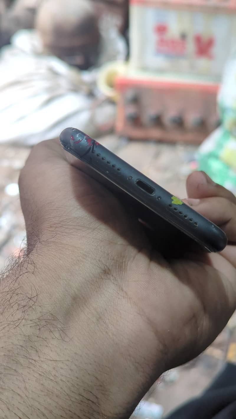 Apple iPhone 11 2