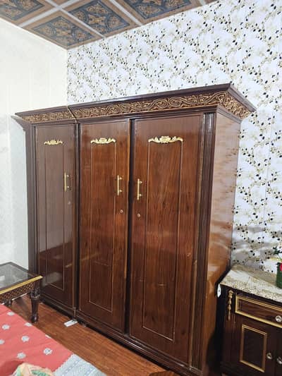 Pure Chinioti Solid Wood Complete Bedroom Set (Carved Design)