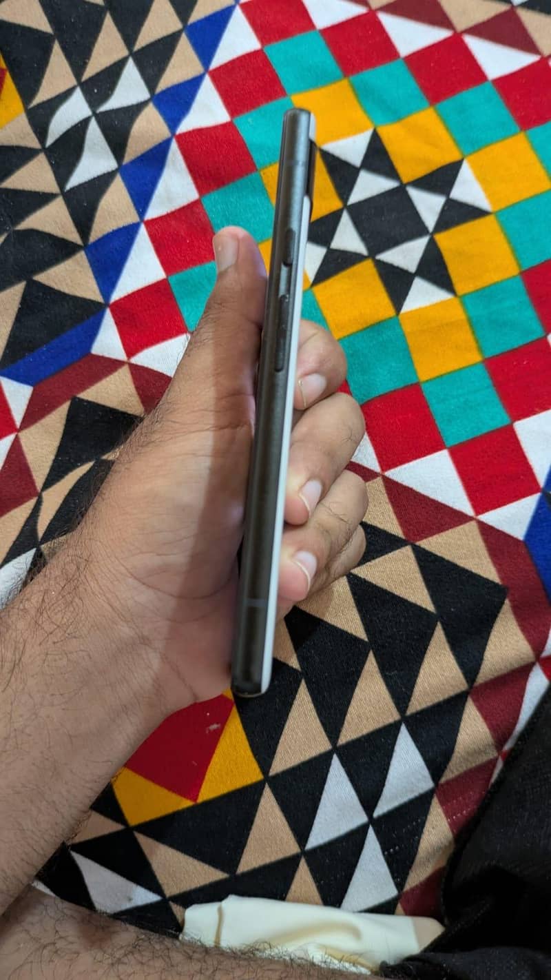 Google Pixel 6a 4