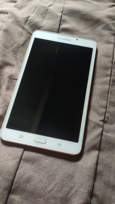 Samsung Galaxy Tab A (2016) – Rs. 7,000