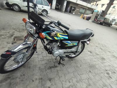 for sale Honda 125 look like new