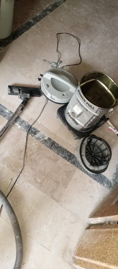 Hitachi Vacuum cleaner urgent for sale
