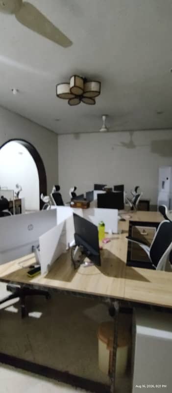 1 Kanal 3 Beds upper for Silen Office 3 Beds Tvl Kitchen Sarvent room