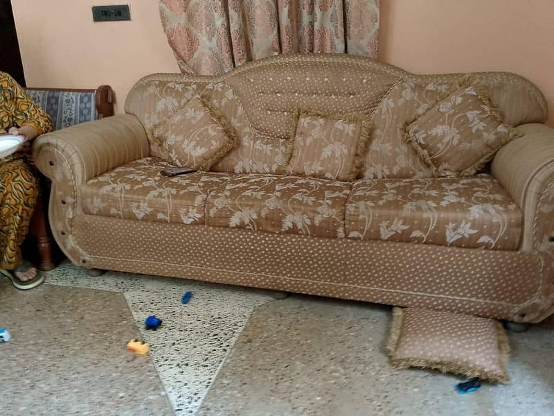 5 Seater Sofa Set 1