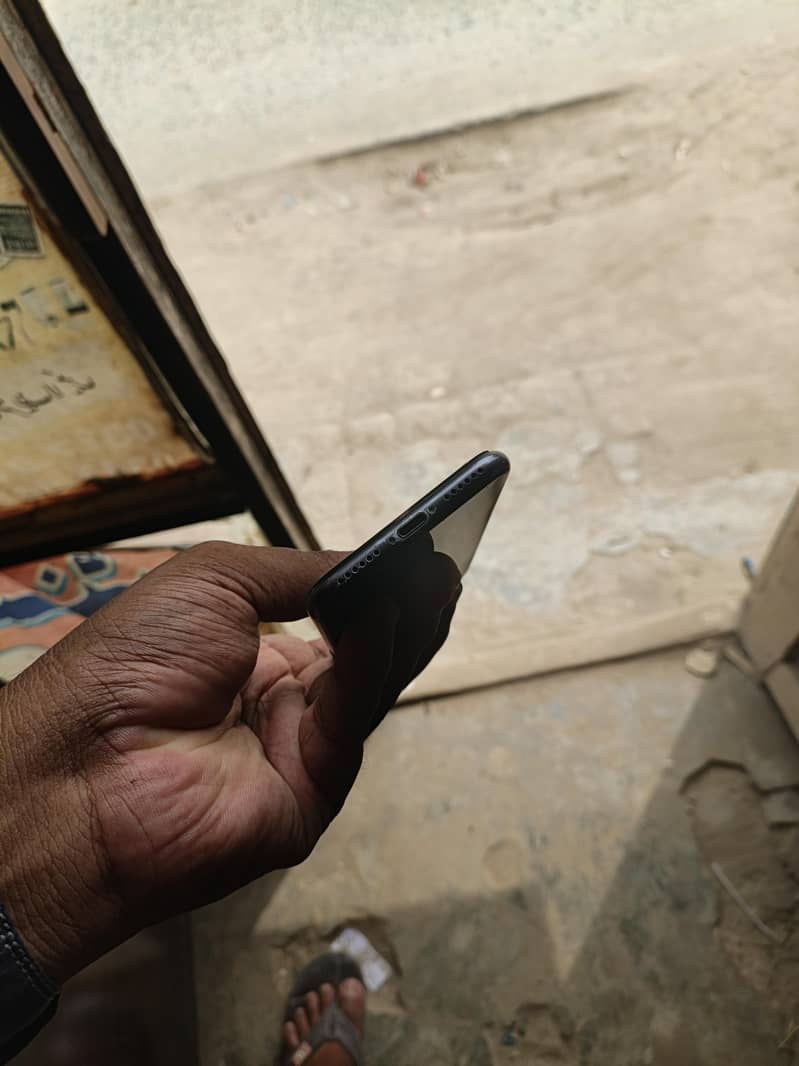 iphone 8 3