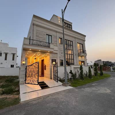 5 MARLA MODERN DESIGN HOUSE FOR RENT IN DHA PHASE 9 TOWN