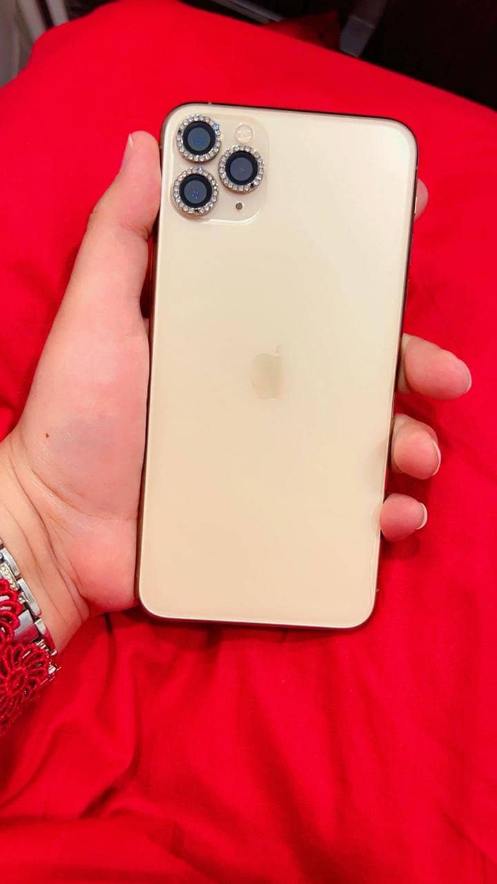 Apple iPhone 11 Pro Max 0