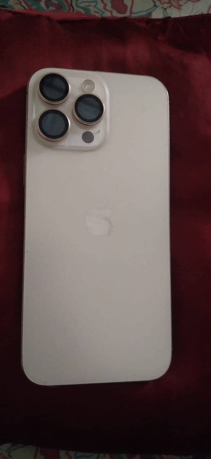Apple iPhone 16 Pro Max 3