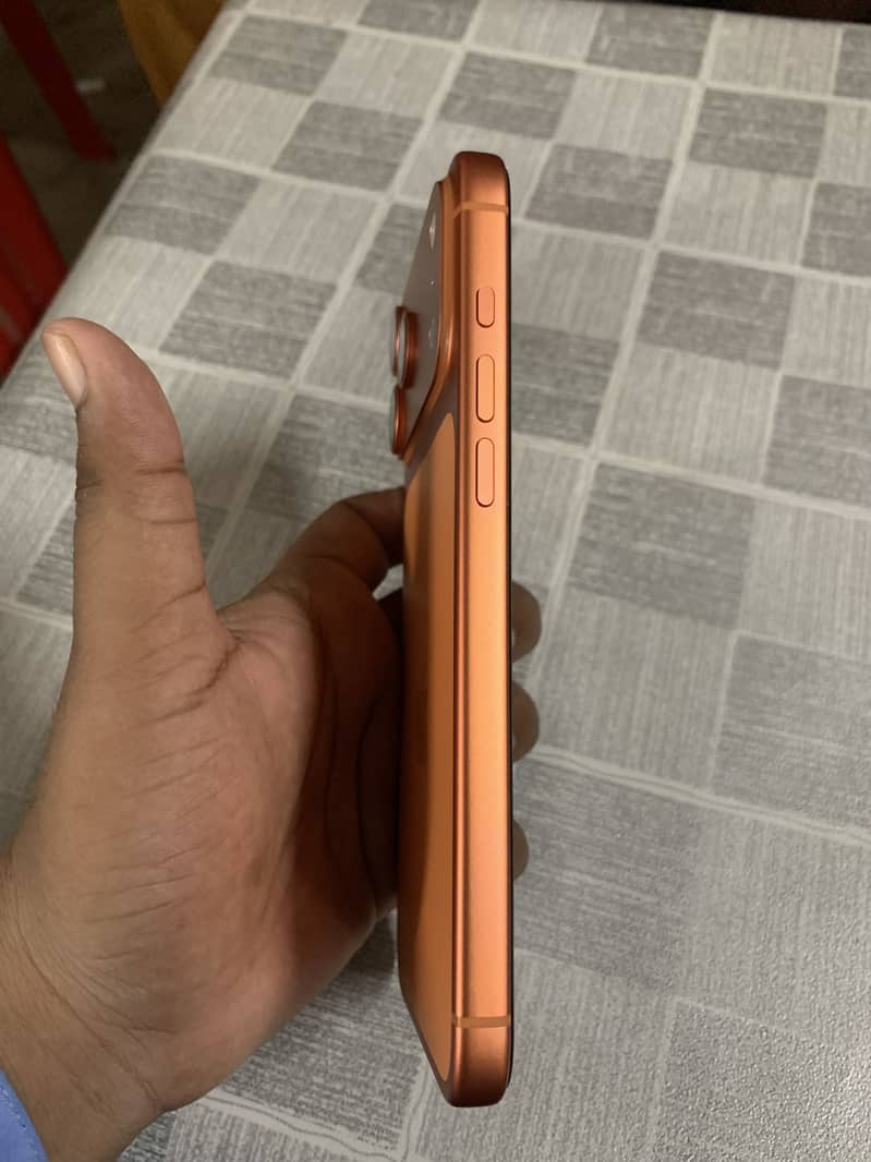Apple iPhone 17 Pro Max 2
