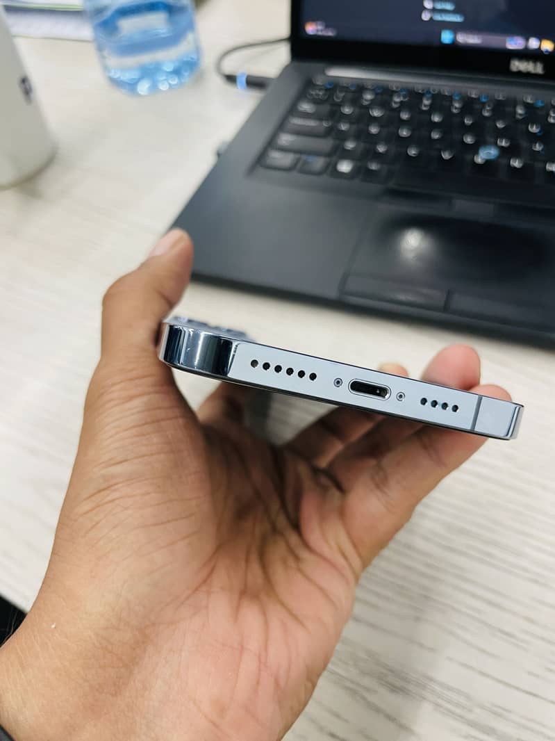 Apple iPhone 13 Pro Max 4