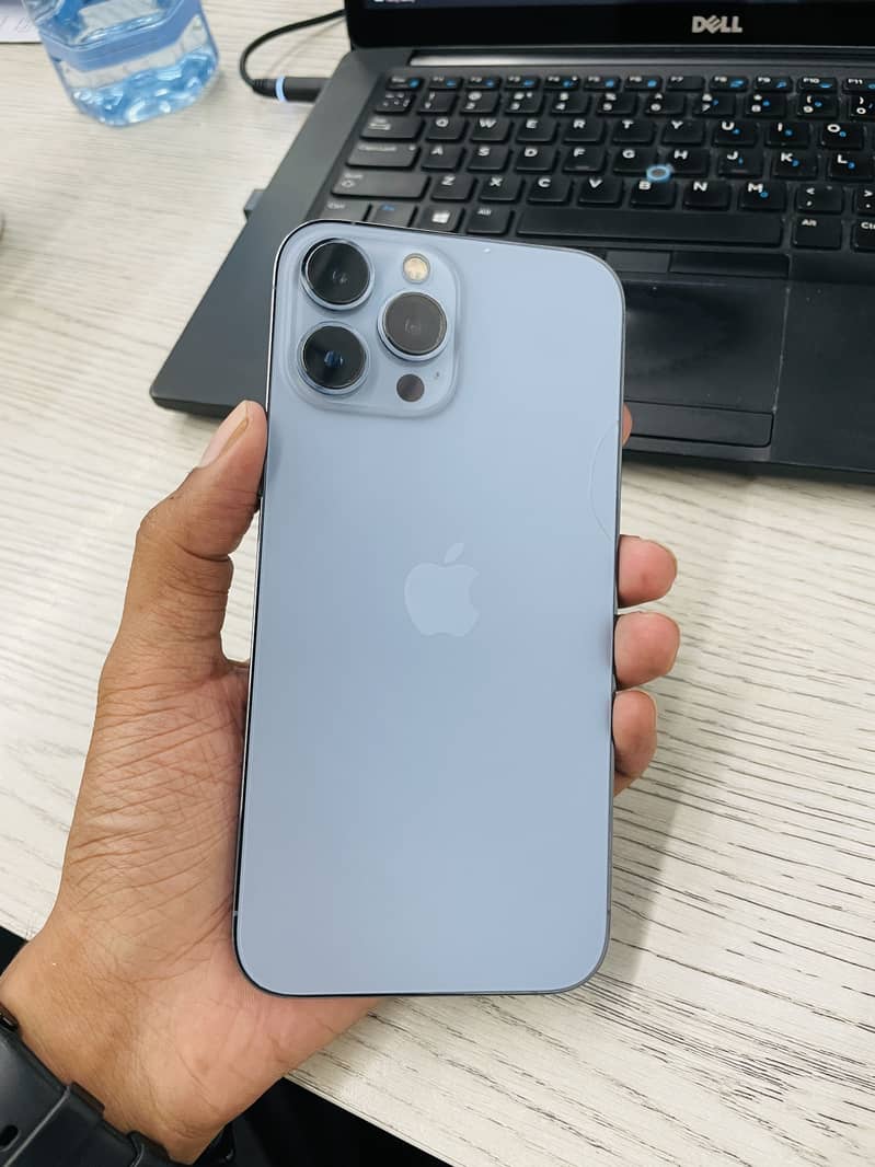 Apple iPhone 13 Pro Max 9
