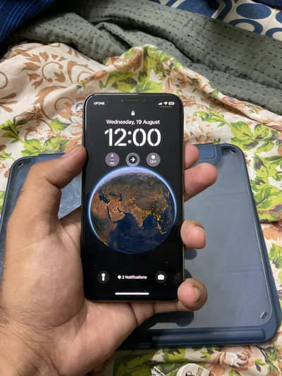 Apple iPhone XS