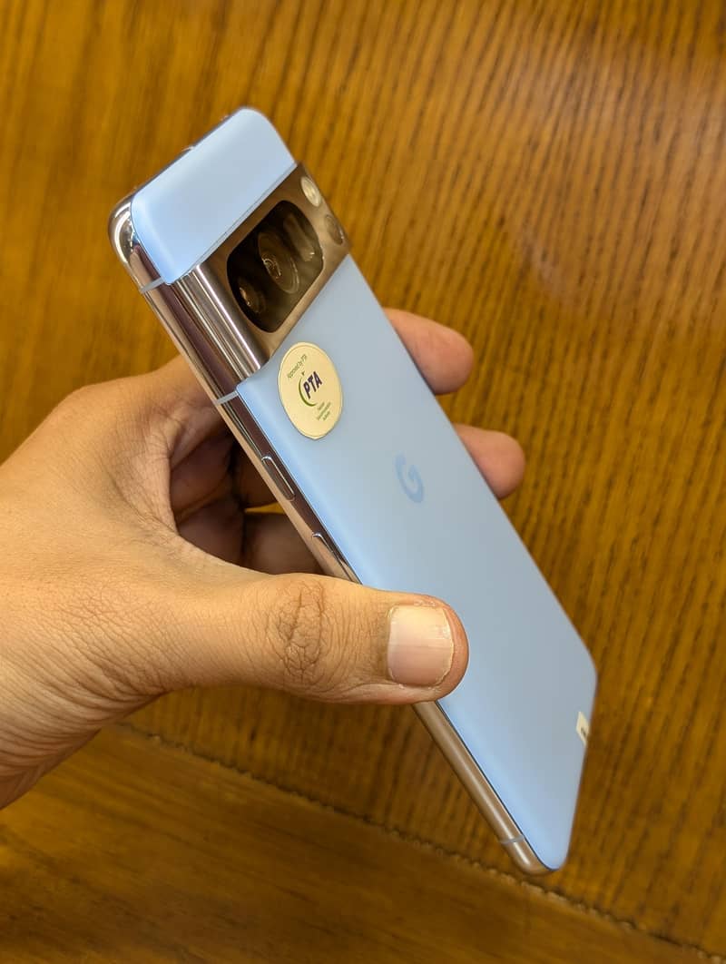 Google Pixel 8 Pro 1