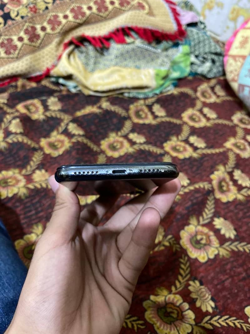 Apple iPhone X 1