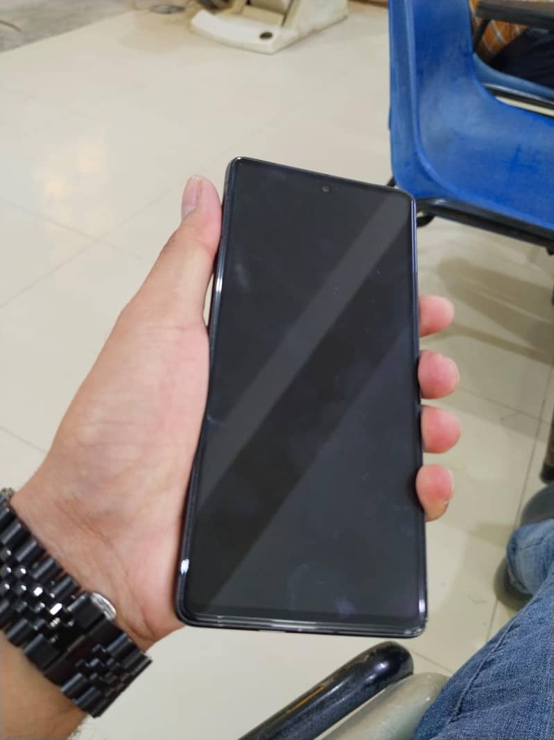 Google Pixel 7 4