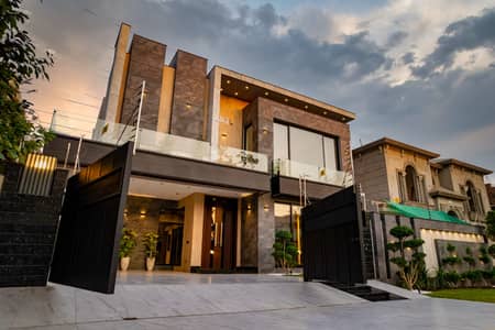 1 Kanal Out Standing Top Quality Ultra Modern House Close To Defense Raya