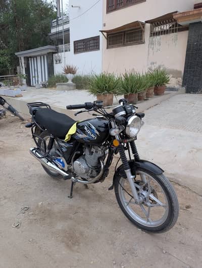 Suzuki Gs 150 SE