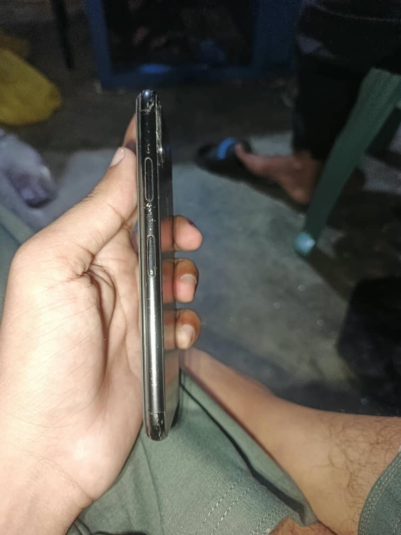 Apple iPhone X 2