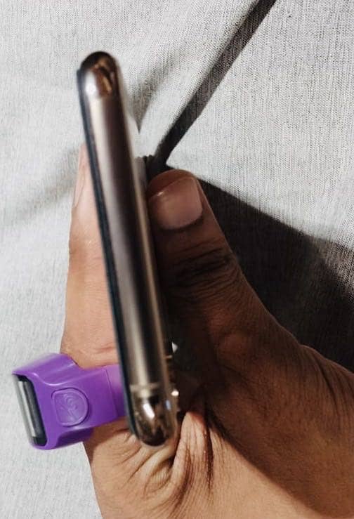 Apple iPhone XS Max 2