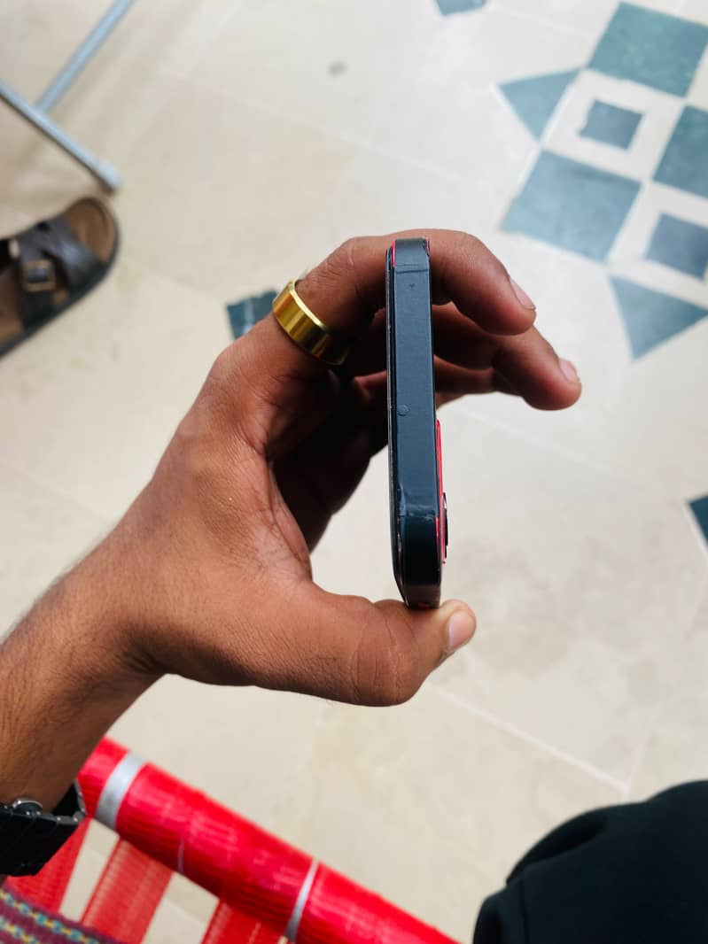 Apple iPhone 12 3