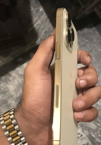 Apple iPhone 14 Pro Max GOLD