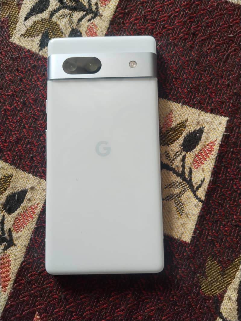 Google Pixel 7a 2