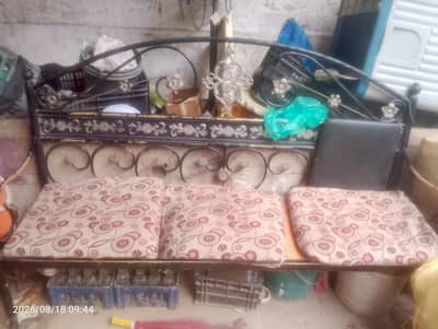 sofa and 1 chair