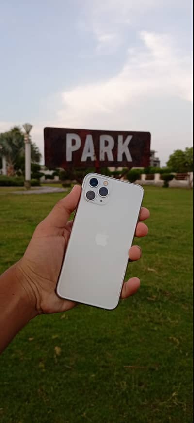 Apple iPhone 11 Pro