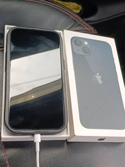 Apple iPhone 13