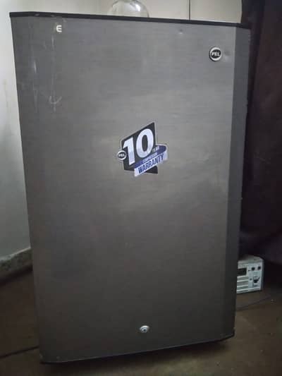 ROOM FRIDGE (pel)