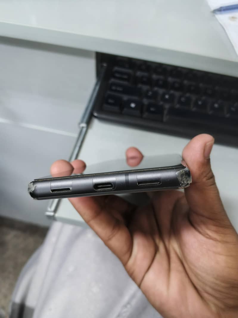 Google Pixel 7a 4