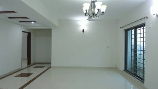 3 Bed Flat With Basement Parking For Sale In Askari 11 Lahore